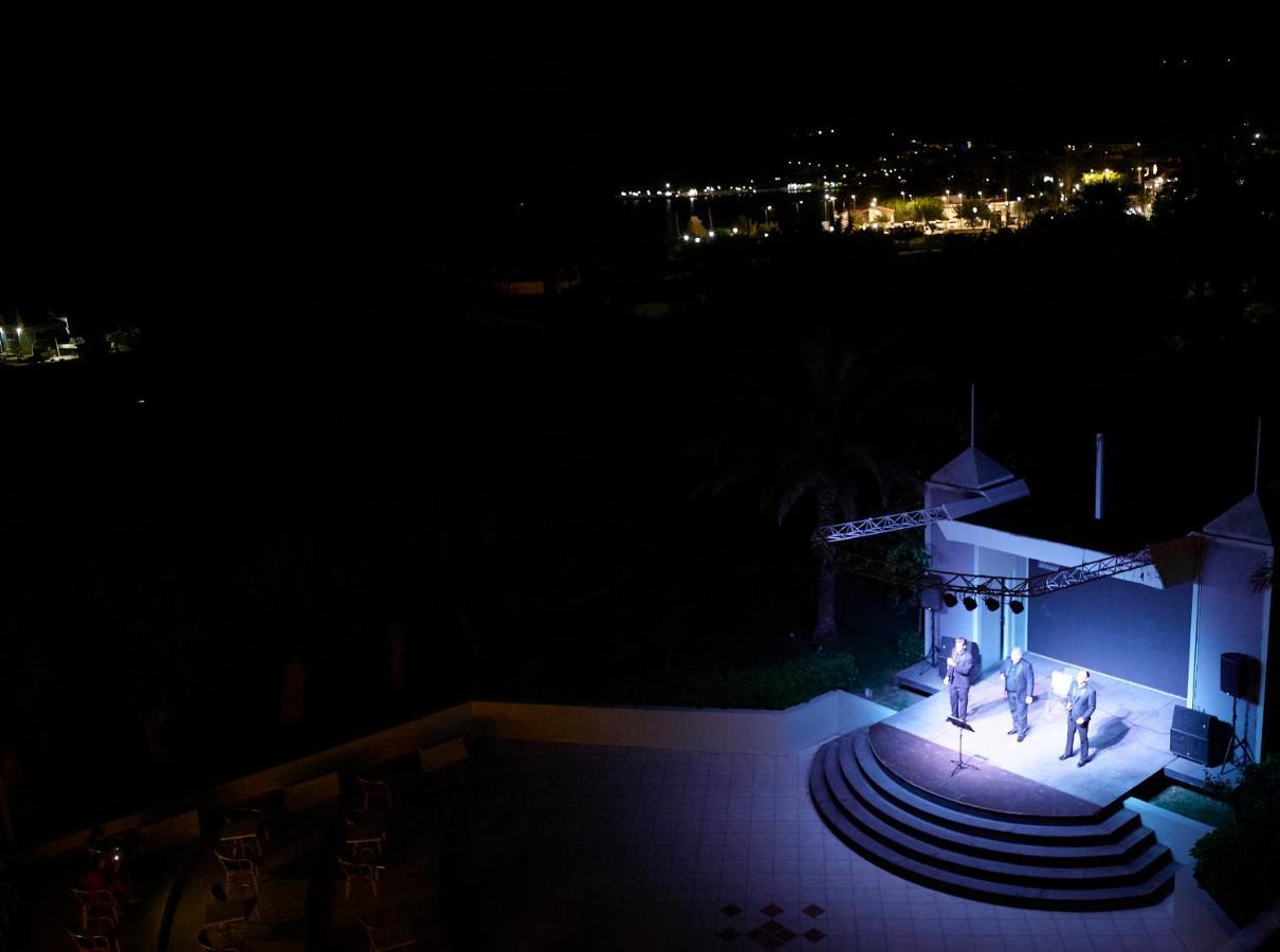 Apollo Beach فاليراكي المظهر الخارجي الصورة